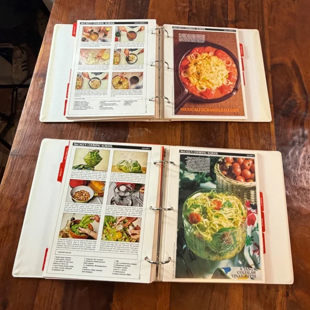 Vintage 1985 McCalls Cooking School Recipe Binder Set 2 Volume Collection 10in